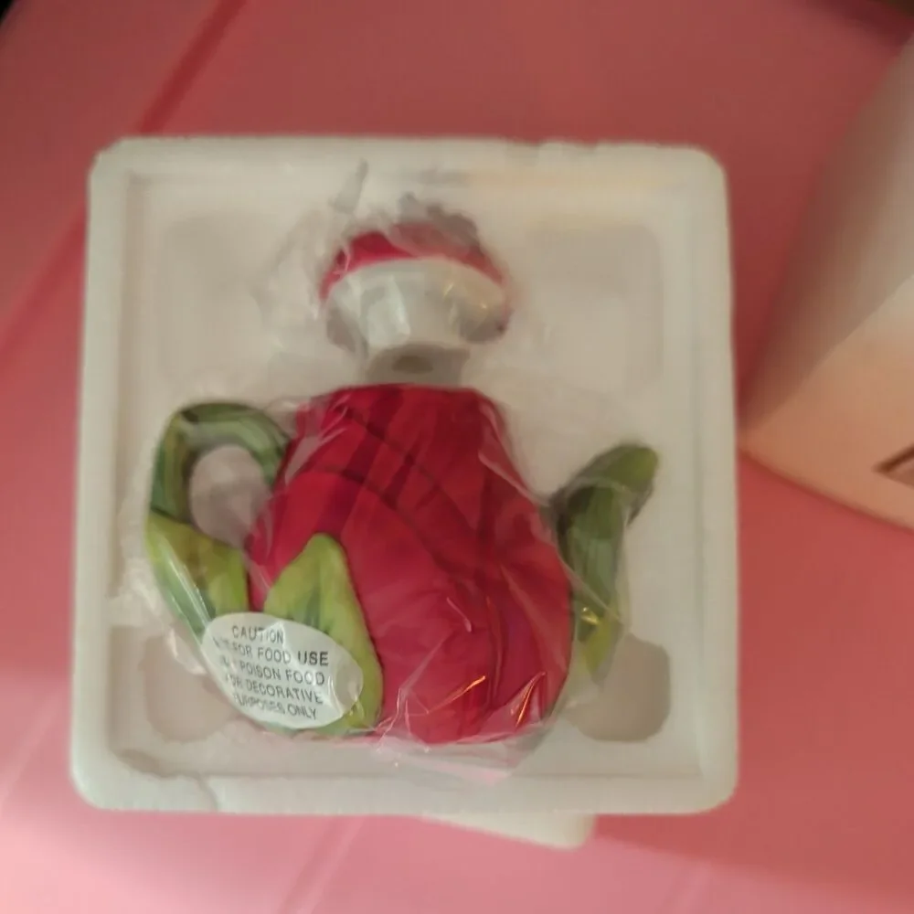 1995 AVON SEASONS TREASURES MINI TEAPOT COLLECTION - ROSE w/ BUTTERFLY LID - NIB